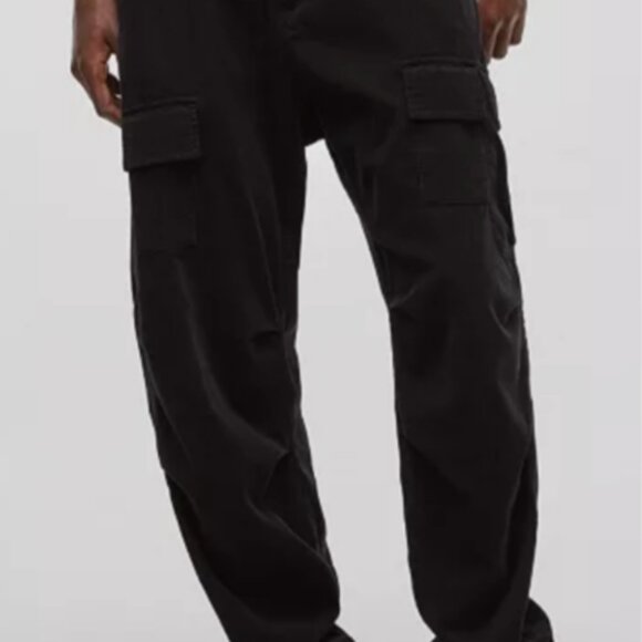 Mode of One Men Regular Fit Cotton Tapered Cargo Pant Deep Black Size 36 - Picture 1 of 12